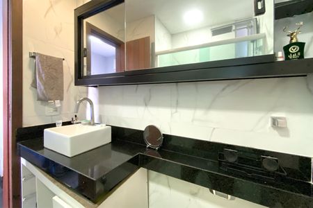 Apartamento à venda com 1600m², 3 quartos e 9 vagasBanheiro da Suíte 1