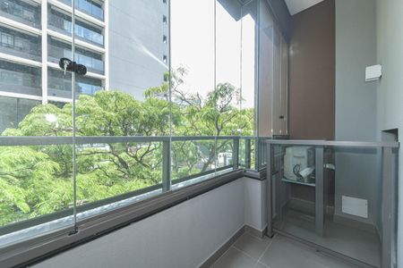 Varanda de kitnet/studio para alugar com 1 quarto, 25m² em Jardim das Acacias, São Paulo