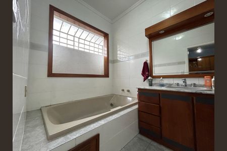 Apartamento para alugar com 450m², 3 quartos e 4 vagasBanheiro 2