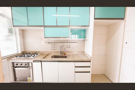 Apartamento à venda com 83m², 2 quartos e 3 vagasCozinha
