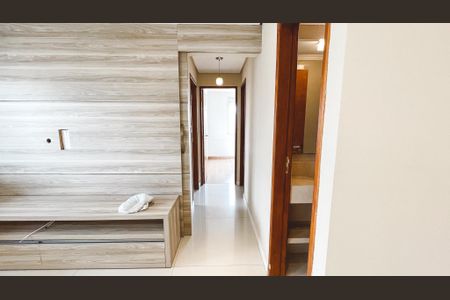 Apartamento à venda com 83m², 2 quartos e 3 vagasCorredor