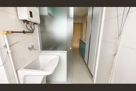 Apartamento à venda com 83m², 2 quartos e 3 vagasÁrea de Serviço