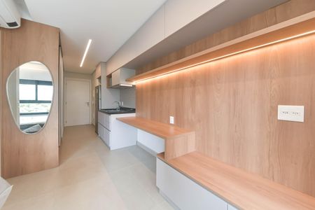 Quarto de kitnet/studio para alugar com 1 quarto, 25m² em Campo Belo, São Paulo