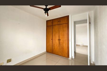 Apartamento à venda com 88m², 3 quartos e 3 vagas Apartamento à venda com 88m², 3 quartos e 3 vagasQuarto 2