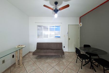 Sala de apartamento para alugar com 1 quarto, 40m² em Cidade Ocian, Praia Grande