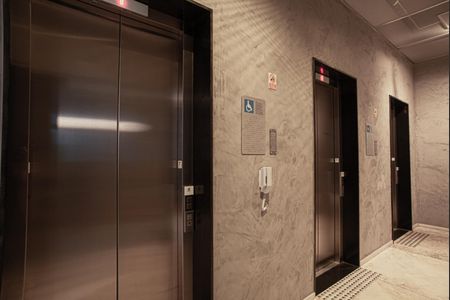 Studio à venda com 42m², 1 quarto e sem vagaÁrea comum - Elevadores