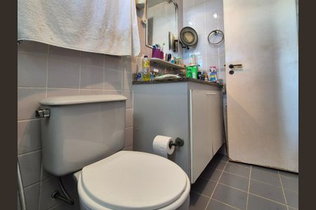 Apartamento para alugar com 90m², 3 quartos e 2 vagasBanheiro suite 