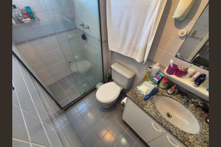 Apartamento para alugar com 90m², 3 quartos e 2 vagasBanheiro suite 