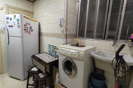 Apartamento à venda com 42m², 1 quarto e sem vagaCozinha e Área de Serviço