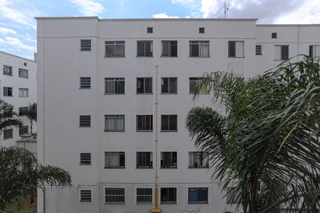 Vista - Sala de apartamento para alugar com 2 quartos, 52m² em Vila Mogilar, Mogi das Cruzes