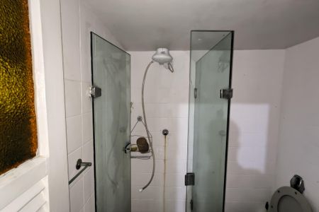 Apartamento à venda com 69m², 1 quarto e 1 vaga Apartamento à venda com 69m², 1 quarto e 1 vagaBanheiro da Suíte