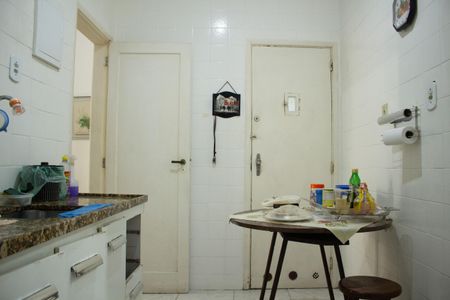 Apartamento à venda com 69m², 1 quarto e 1 vaga Apartamento à venda com 69m², 1 quarto e 1 vagaCozinha