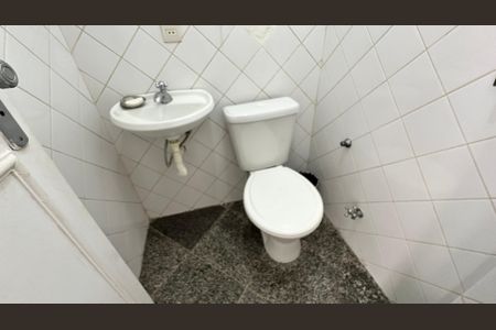 Banheiro de casa de condomínio para alugar com 2 quartos, 45m² em Recreio dos Bandeirantes, Rio de Janeiro