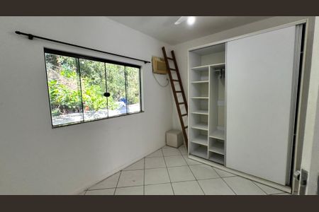 Casa de condomínio para alugar com 45m², 2 quartos e 1 vagaQuarto 1