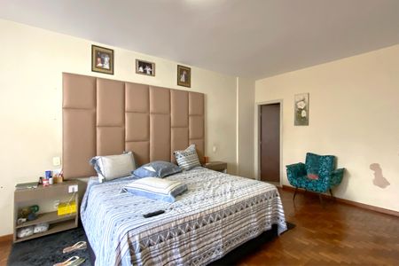 Apartamento à venda com 300m², 4 quartos e sem vagaSuite 2