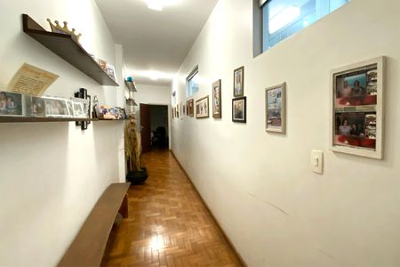 Apartamento à venda com 300m², 4 quartos e sem vagaCorredor