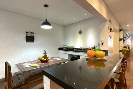 Apartamento à venda com 300m², 4 quartos e sem vagaCopa