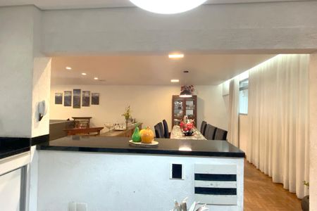 Apartamento à venda com 300m², 4 quartos e sem vagaCopa