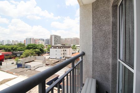 Varanda de apartamento para alugar com 2 quartos, 35m² em Moema, São Paulo