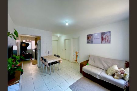 Sala de apartamento para alugar com 2 quartos, 55m² em Vila Alzira, Guarulhos