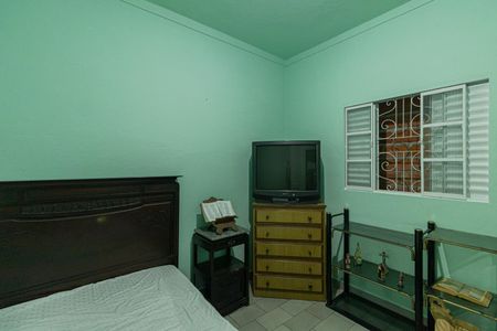 Casa à venda com 219m², 4 quartos e 3 vagasQuarto 2