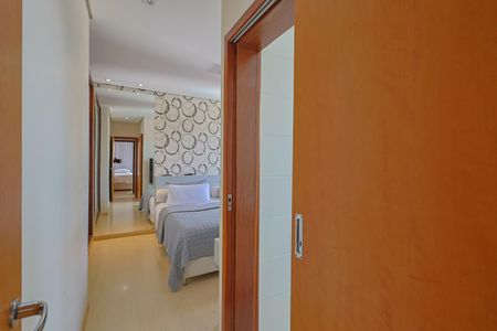 Apartamento à venda com 98m², 3 quartos e 2 vagasQuarto 3 - Suíte