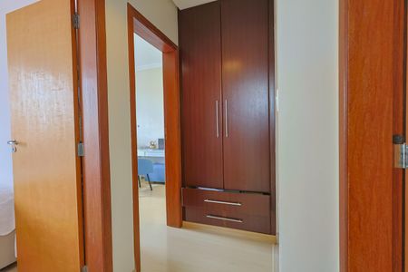 Apartamento à venda com 98m², 3 quartos e 2 vagasCorredor