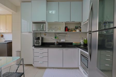 Apartamento à venda com 98m², 3 quartos e 2 vagasCozinha