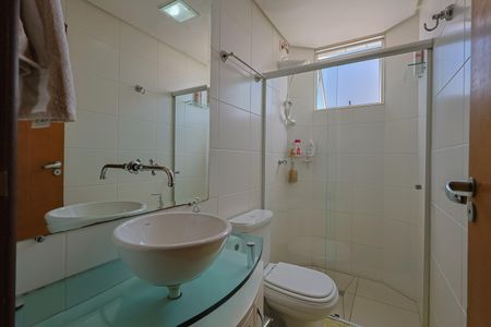 Apartamento à venda com 98m², 3 quartos e 2 vagasBanheiro