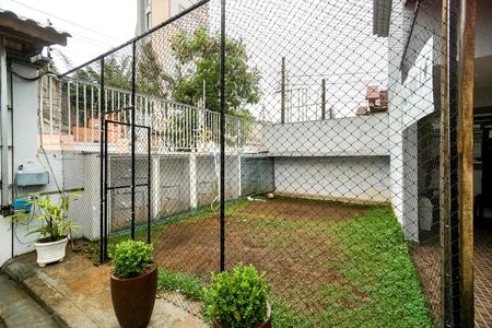 Casa de condomínio à venda com 70m², 2 quartos e 1 vagaQuadra poliesportiva