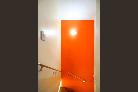 Casa de condomínio à venda com 70m², 2 quartos e 1 vagaHall da escada