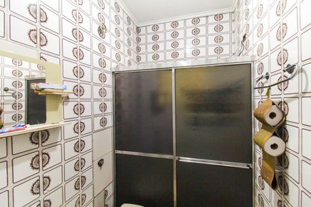 Casa à venda com 140m², 4 quartos e 2 vagasBanheiro