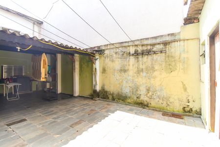 Casa à venda com 140m², 4 quartos e 2 vagasQuintal e Área de Serviço