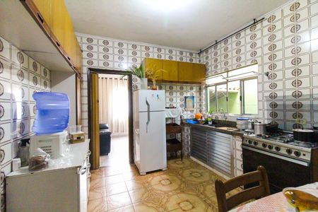 Casa à venda com 140m², 4 quartos e 2 vagasCozinha