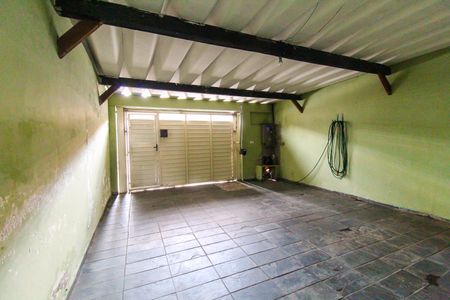 Casa à venda com 140m², 4 quartos e 2 vagasGaragem