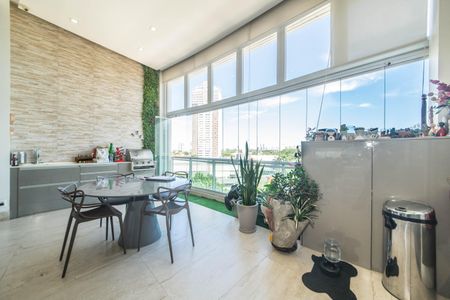 Apartamento à venda com 108m², 1 quarto e 2 vagasSala - Varanda