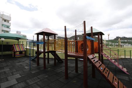 Apartamento à venda com 85m², 3 quartos e 2 vagasÁrea comum - Playground