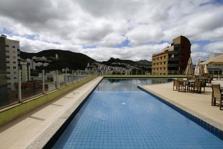 Apartamento à venda com 85m², 3 quartos e 2 vagasÁrea comum - Piscina