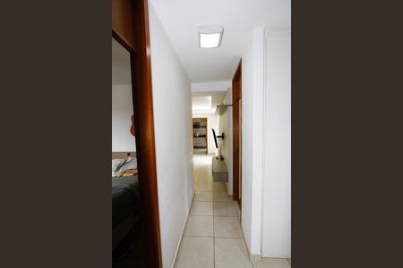 Apartamento à venda com 85m², 3 quartos e 2 vagasCorredor