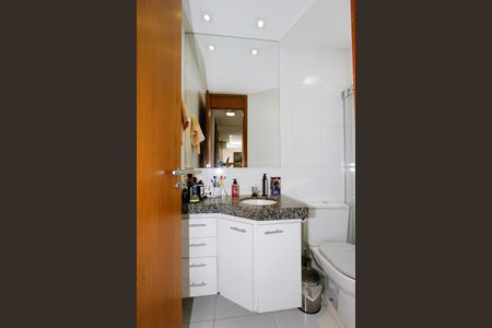 Apartamento à venda com 85m², 3 quartos e 2 vagasBanheiro Social