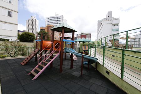 Apartamento à venda com 85m², 3 quartos e 2 vagasÁrea comum - Playground