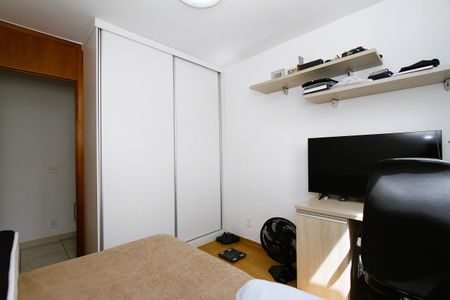 Apartamento à venda com 85m², 3 quartos e 2 vagasQuarto 3