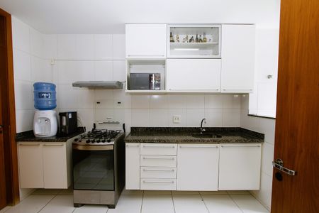 Apartamento à venda com 85m², 3 quartos e 2 vagasCozinha