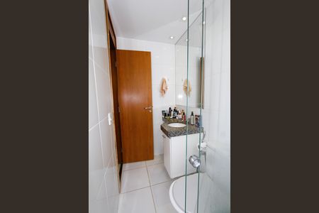 Apartamento à venda com 85m², 3 quartos e 2 vagasBanheiro Social