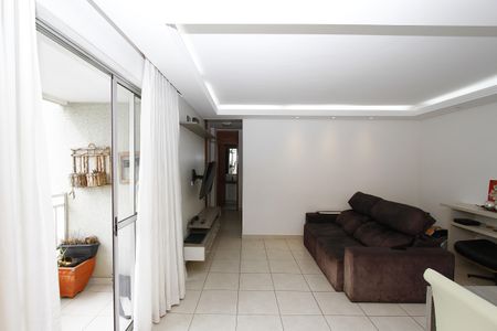Apartamento à venda com 85m², 3 quartos e 2 vagasSala