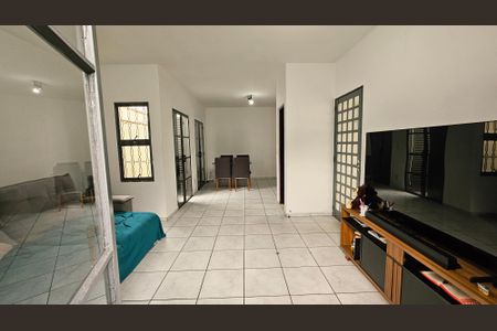 Sala de casa para alugar com 3 quartos, 150m² em Loteamento Ermida, Jundiaí