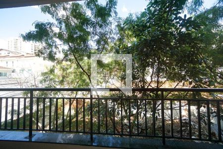 Apartamento para alugar com 64m², 2 quartos e 1 vaga Apartamento para alugar com 64m², 2 quartos e 1 vagaVaranda