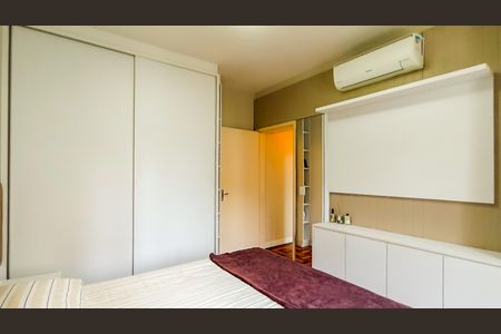 Quarto de apartamento à venda com 1 quarto, 60m² em Moinhos de Vento, Porto Alegre