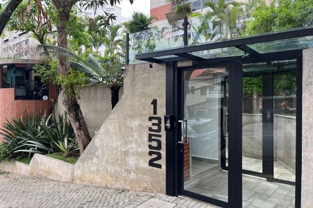 Apartamento à venda com 165m², 4 quartos e 2 vagasFachada