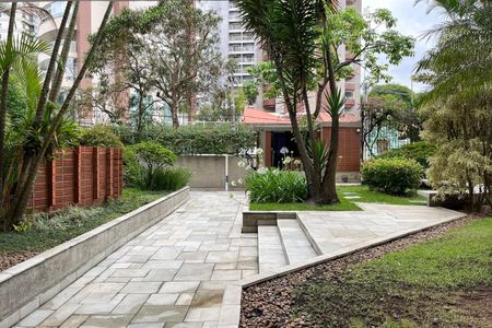 Apartamento à venda com 165m², 4 quartos e 2 vagasEntrada